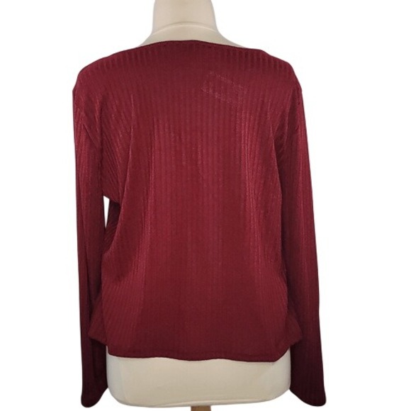 Torrid Rib Scoop Neck Cut Out Long Skeeve‎ Crop Top - Picture 7 of 13